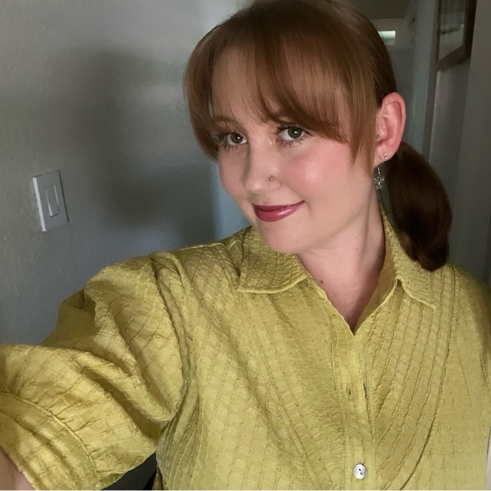 Meet your Posher, Cassie